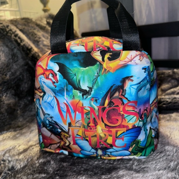 Wings of Fire Lunchbox - Picture 2 of 6